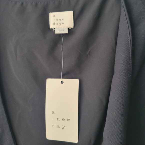 Vest Women's Black Button Front Sleeveless Size XXL Academia, Preppy, Hippie NWT - Picture 6 of 8